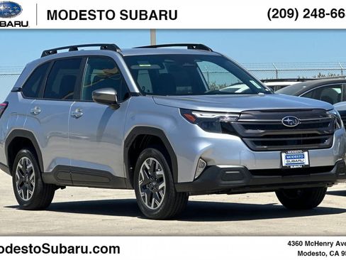 New 2026 Subaru Forester Premium AWD/4WD image 1