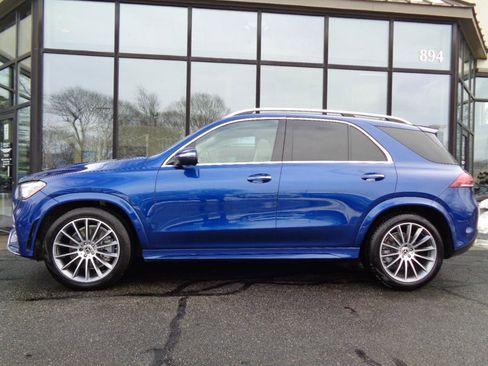 Used 2021 Mercedes-Benz GLE 450 4MATIC w/ AMG Line Exterior image 6