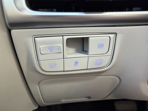 Used 2025 Hyundai Tucson Blue image 28