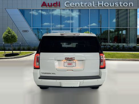 Used 2019 GMC Yukon XL SLT w/ Open Road Package image 9