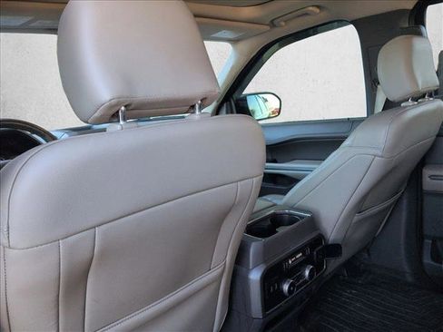 Used 2020 Ford Expedition XLT w/ Equipment Group 202A image 17