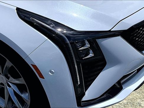 Certified 2026 Cadillac CT5 Sport RWD image 32