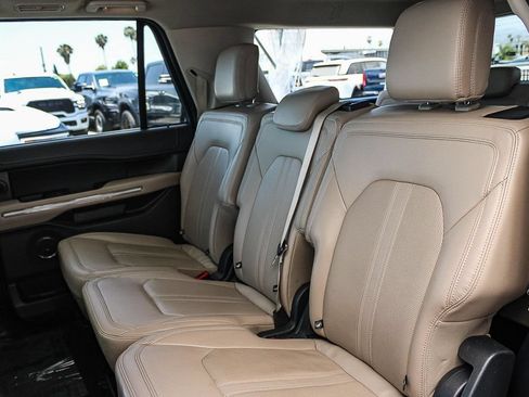 Used 2024 Ford Expedition Max Limited RWD image 19