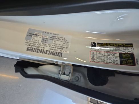 Used 2021 MAZDA CX-5 Touring w/ Touring Preferred SV Package FWD image 25