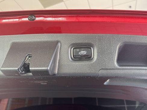 Used 2020 Hyundai Santa Fe SEL w/ Convenience Package image 14