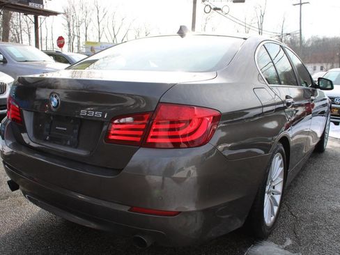 Used 2011 BMW 535i xDrive Sedan image 8