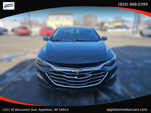 Used 2021 Chevrolet Malibu LT image 3