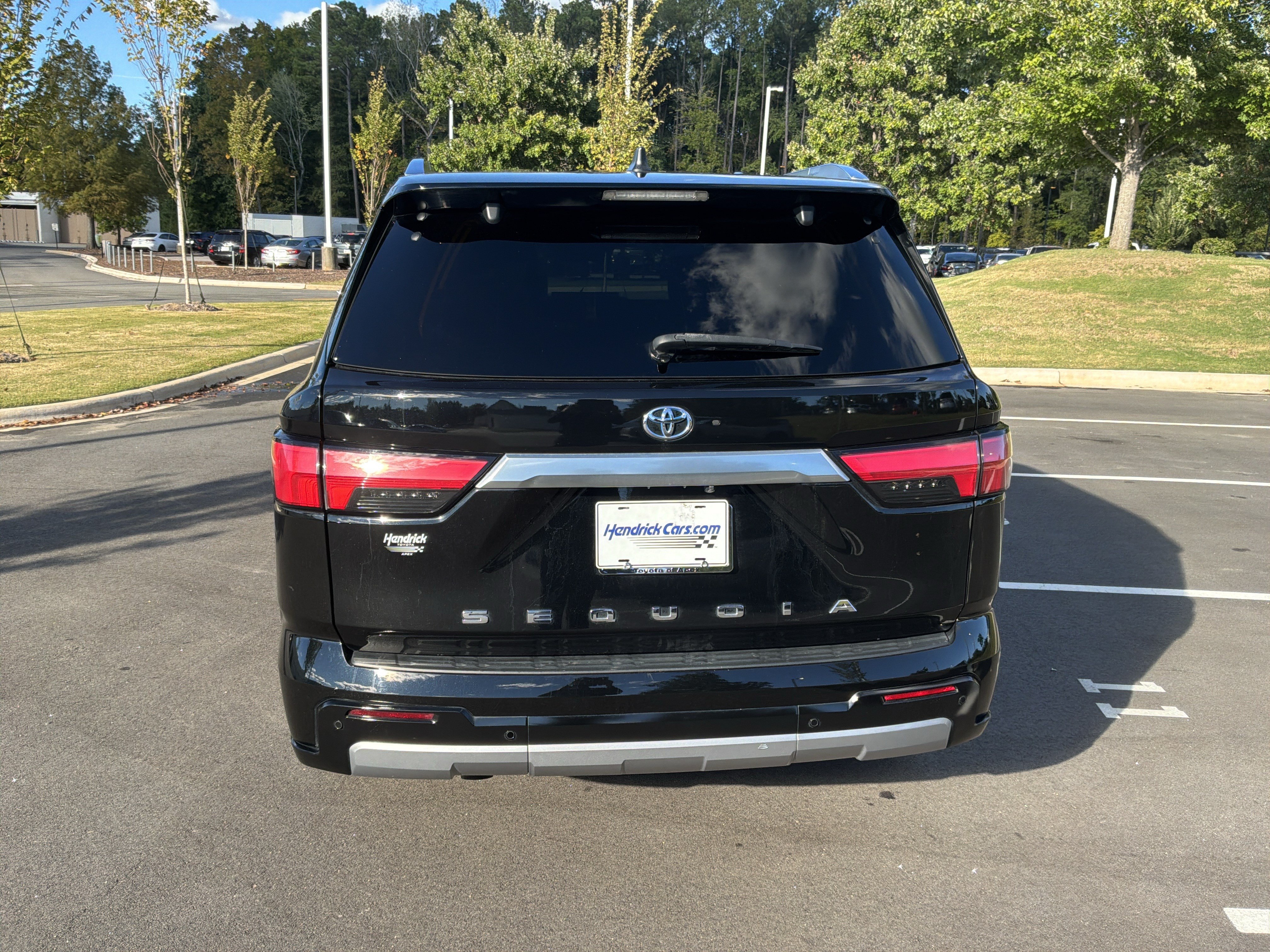 Used 2024 Toyota Sequoia Capstone AWD/4WD image 9