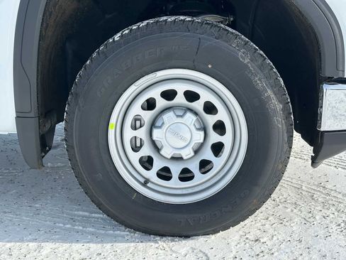 New 2026 GMC Sierra 1500 Pro AWD/4WD image 9