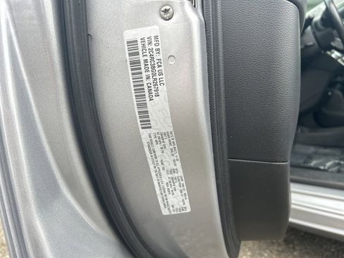 Used 2020 Chrysler Pacifica Touring-L w/ Advanced Safetytec Group image 26