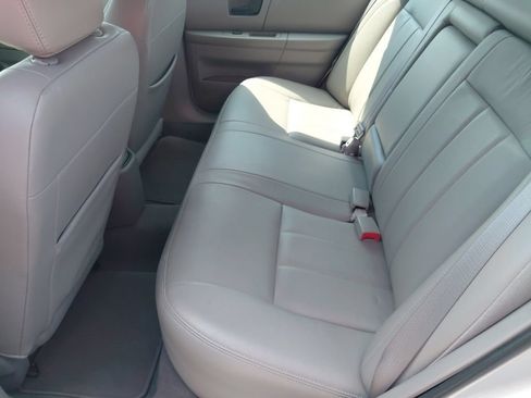 Used 2005 Mercury Sable LS FWD image 18