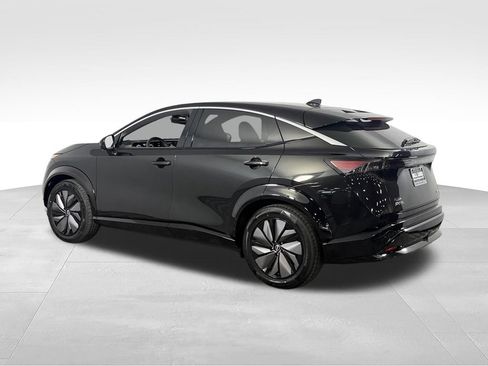 Used 2024 Nissan Ariya FWD image 9
