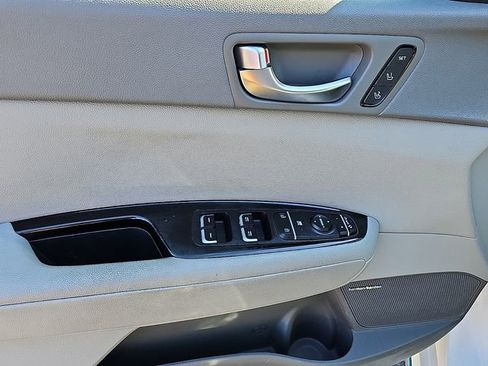 Used 2017 Kia Optima EX w/ Technology Package image 13