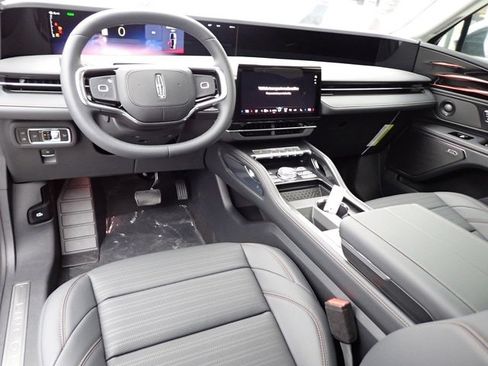 New 2026 Lincoln Nautilus Reserve w/ Jet Appearance Package image 17