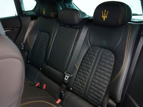 Used 2022 Maserati Levante F Tributo image 26