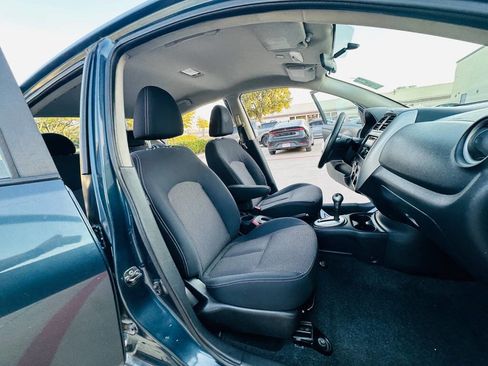 Used 2015 Nissan Versa S image 21
