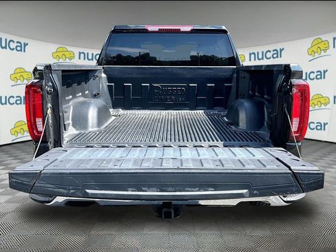 Used 2025 GMC Sierra 1500 SLT AWD/4WD image 9