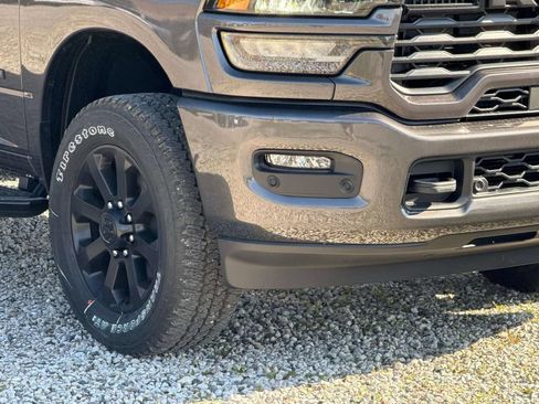 New 2026 RAM 3500 Big Horn AWD/4WD image 5