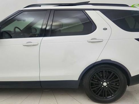 Used 2019 Land Rover Discovery HSE Luxury AWD/4WD image 10