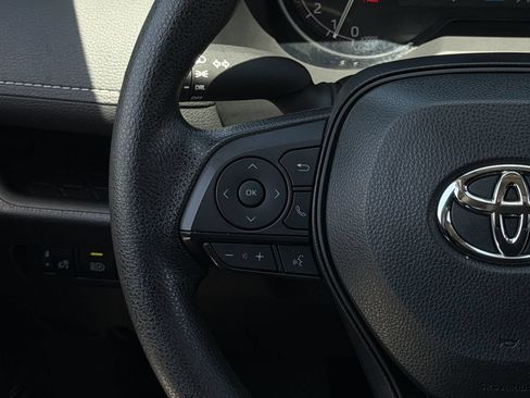 Used 2025 Toyota RAV4 LE FWD image 14