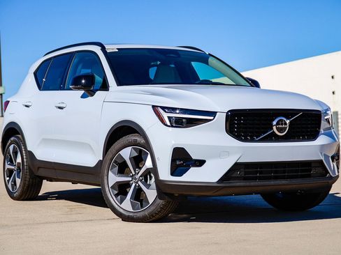 New 2026 Volvo XC40 B5 Plus w/ Protection Package Premier AWD/4WD image 1
