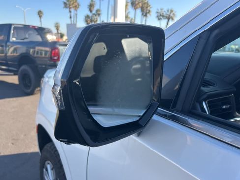 Used 2021 GMC Yukon Denali w/ LPO, Illumination Package image 21