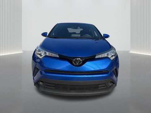 Used 2019 Toyota C-HR Limited image 2