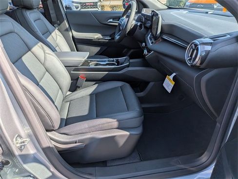 New 2026 Chevrolet Equinox LT w/ Convenience Package II image 36