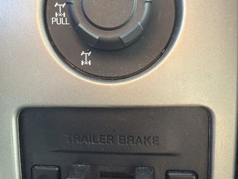 Used 2014 Ford F150 XLT w/ Equipment Group 302A Luxury AWD/4WD image 20