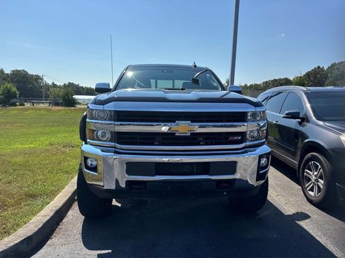 Used 2015 Chevrolet Silverado 2500 LTZ w/ Duramax Plus Package AWD/4WD image 15