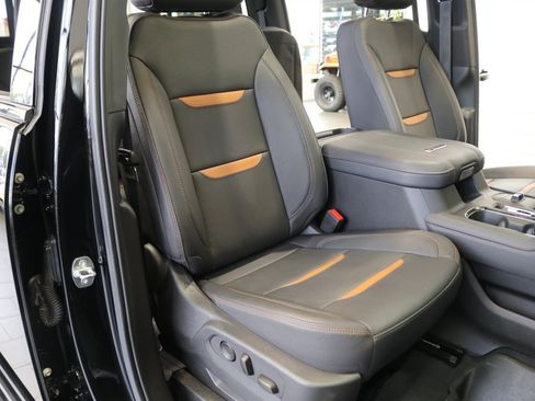 Used 2024 GMC Sierra 3500 AT4 w/ AT4 Premium Plus Package AWD/4WD image 19