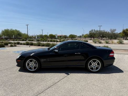 Used 2007 Mercedes-Benz SL 550 image 4