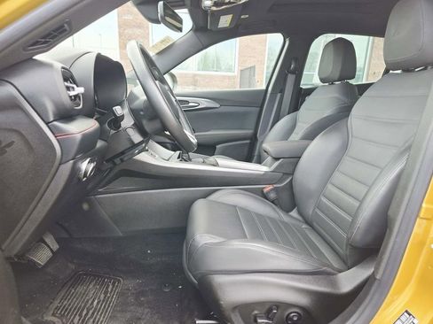 Certified 2023 Dodge Hornet GT Plus w/ Tech Pack Plus w/o Parking image 12