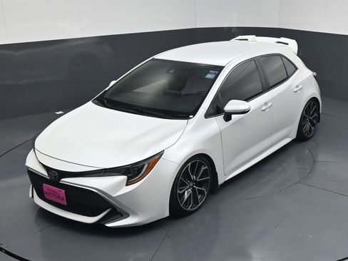 Used 2021 Toyota Corolla XSE FWD image 14