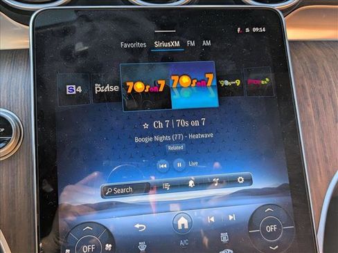 Used 2026 Mercedes-Benz GLC 300 4MATIC image 14