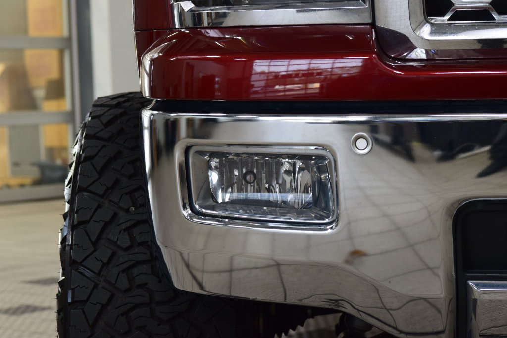 Used 2015 Chevrolet Silverado 1500 LTZ w/ LTZ Plus Package AWD/4WD image 12