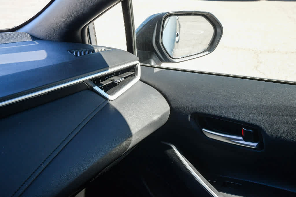 Used 2021 Toyota Corolla SE w/ Carpet Mat Package (TMS) FWD image 20
