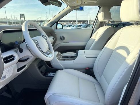 New 2026 Hyundai Palisade Limited FWD image 12