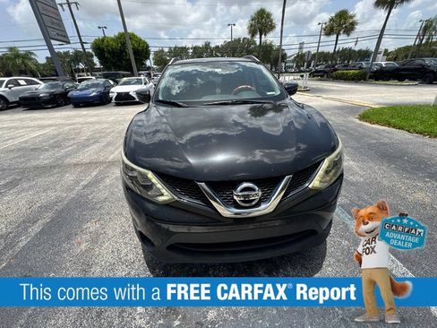 Used 2017 Nissan Rogue Sport SV FWD image 3