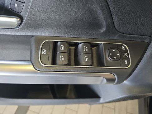 New 2026 Mercedes-Benz GLB 250 image 29
