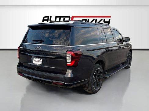 Used 2024 Ford Expedition Max Limited RWD image 7