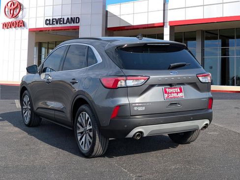 Used 2021 Ford Escape Titanium image 5