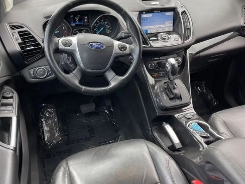 Used 2016 Ford Escape Titanium FWD image 2