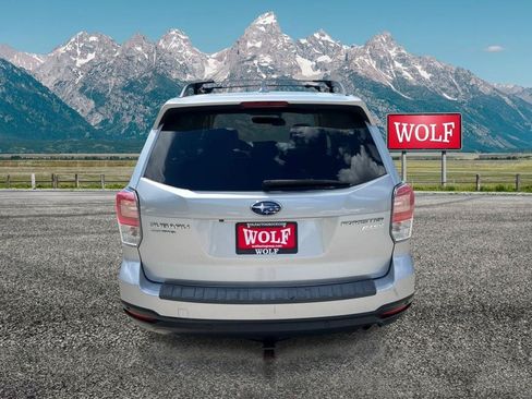 Used 2017 Subaru Forester 2.5i Limited AWD/4WD image 6