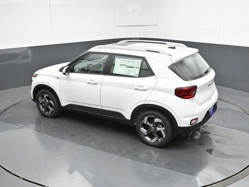 New 2026 Hyundai Venue SEL image 20