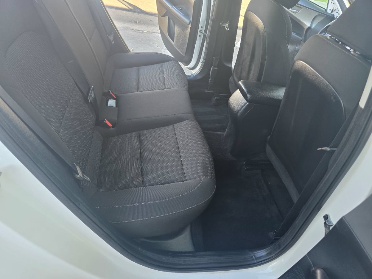 Used 2020 Kia Forte LXS FWD image 26