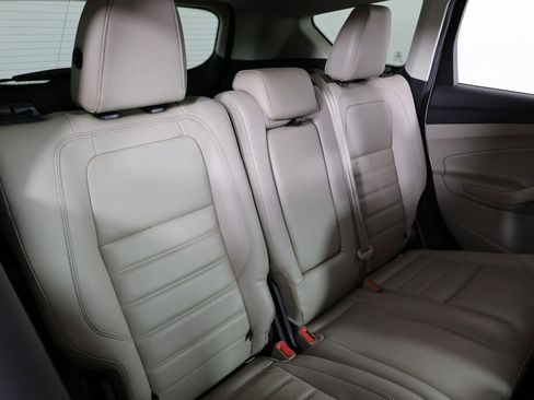 Used 2017 Ford Escape Titanium image 21