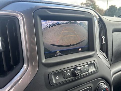 Used 2022 Chevrolet Silverado 2500 Custom w/ Custom Convenience Package image 14