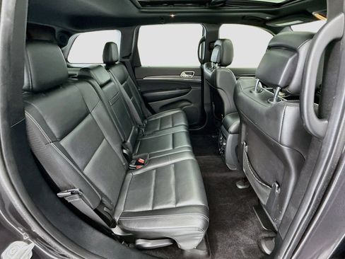 Used 2017 Jeep Grand Cherokee Limited w/ Luxury Group II RWD image 21