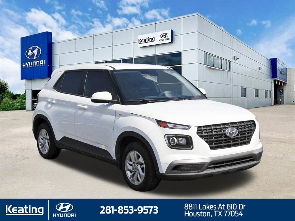 Used 2021 Hyundai Venue SE FWD image 3